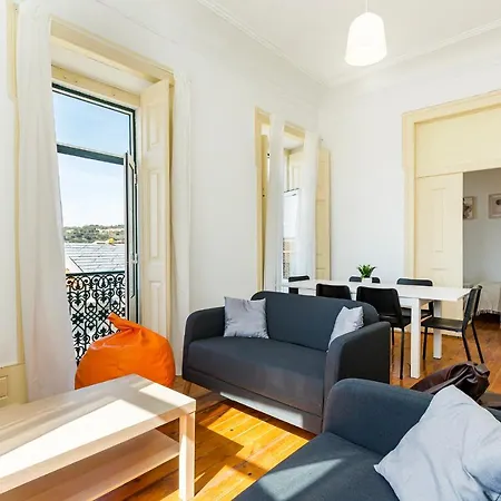 4br - Excellent Location - New Mattresses! Apartment Lisbon
